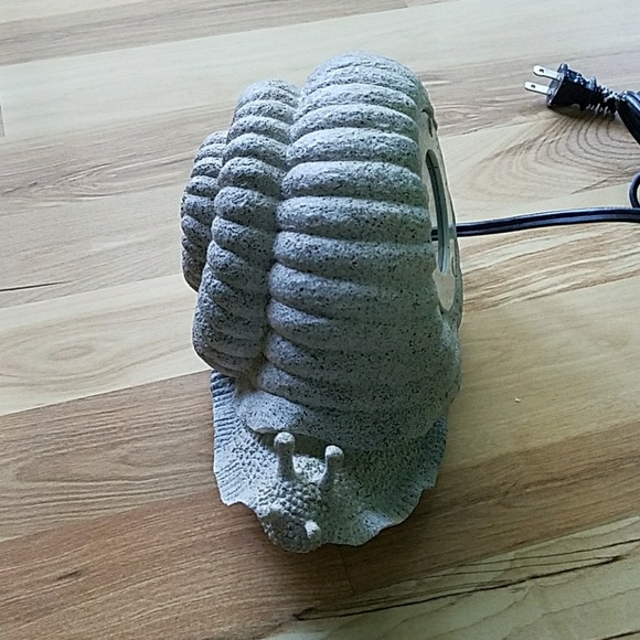 COPY - Snail Granite Stone Outdoor Lamp - Picture 2 of 6